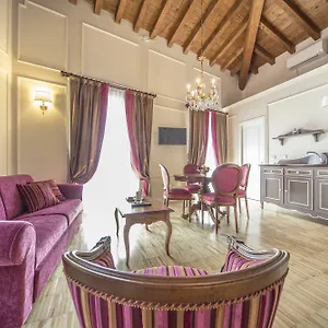  Apartment Lady Capulet Italien
