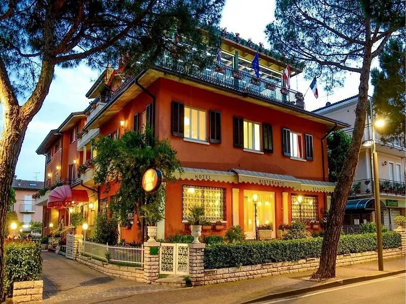 Hotel Benaco Sirmione 3*,