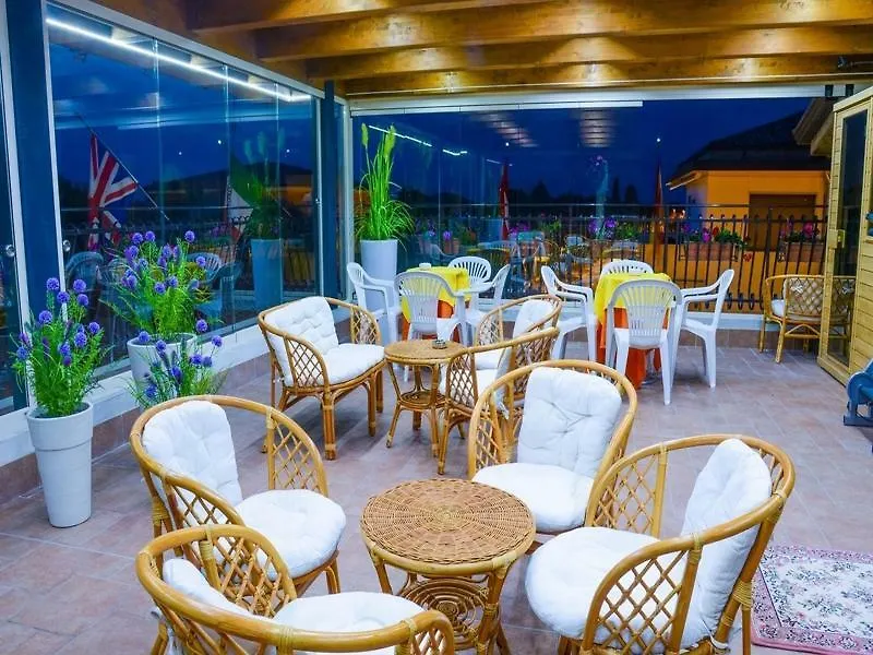 Hotel Benaco Sirmione 3*,  Italy