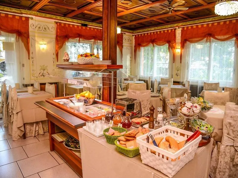 Hotel Benaco Sirmione 3*,